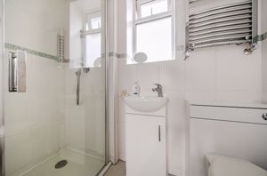 En Suite 1- click for photo gallery